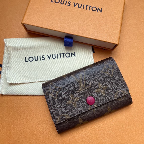 Louis Vuitton Accessories - Louis Vuitton Monogram Multicles 6 Key Holder Fushia